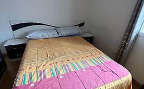 habitación matrimonial en piso compartido en el centro de Madrid